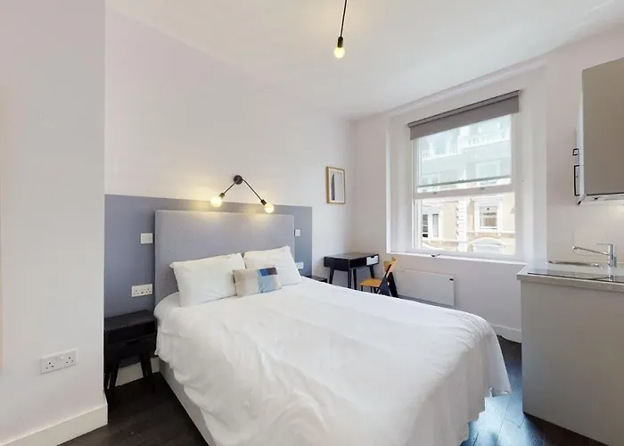 Crouch End House By Hiatus Concierge